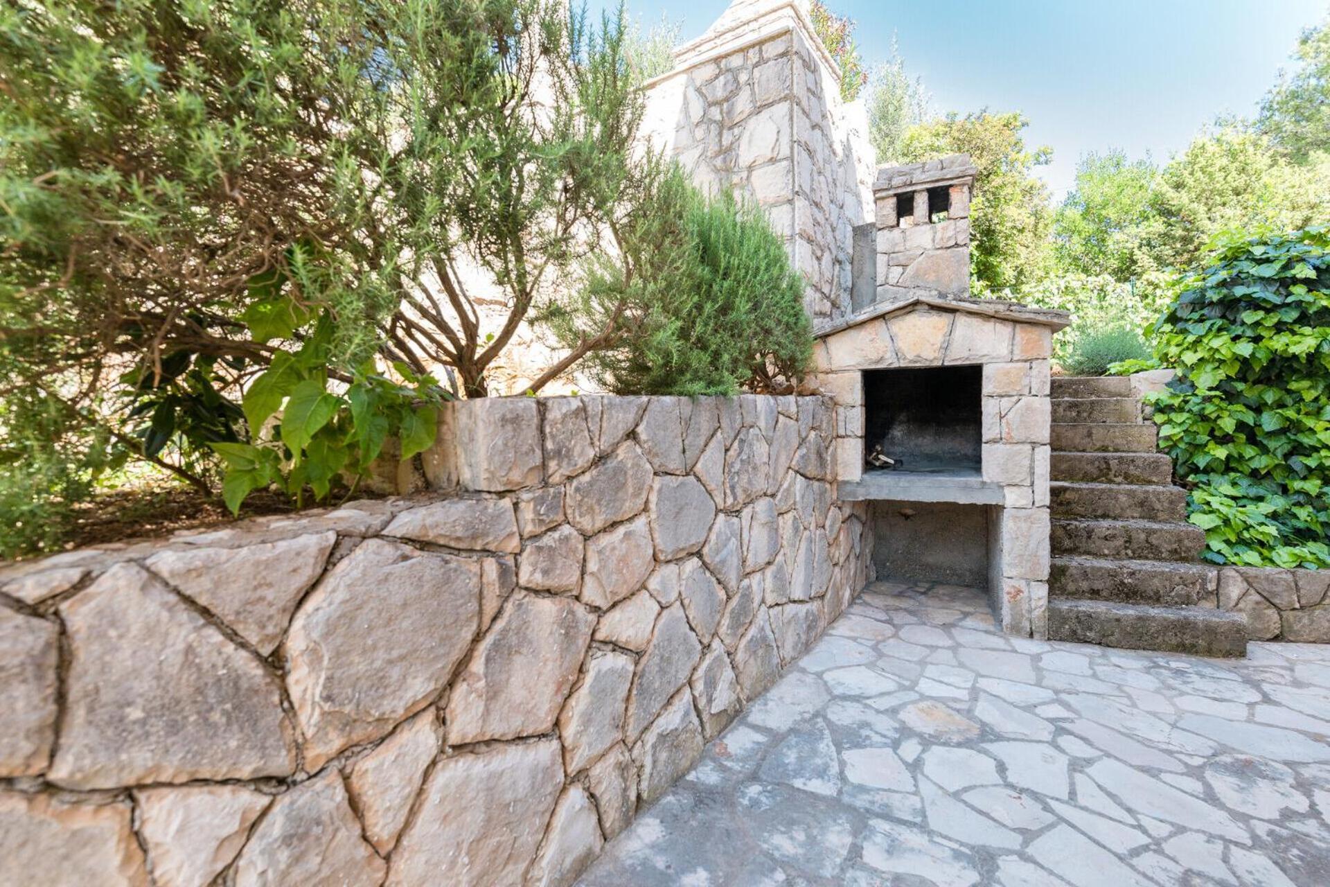 Apartments Seric Vrboska Exterior photo